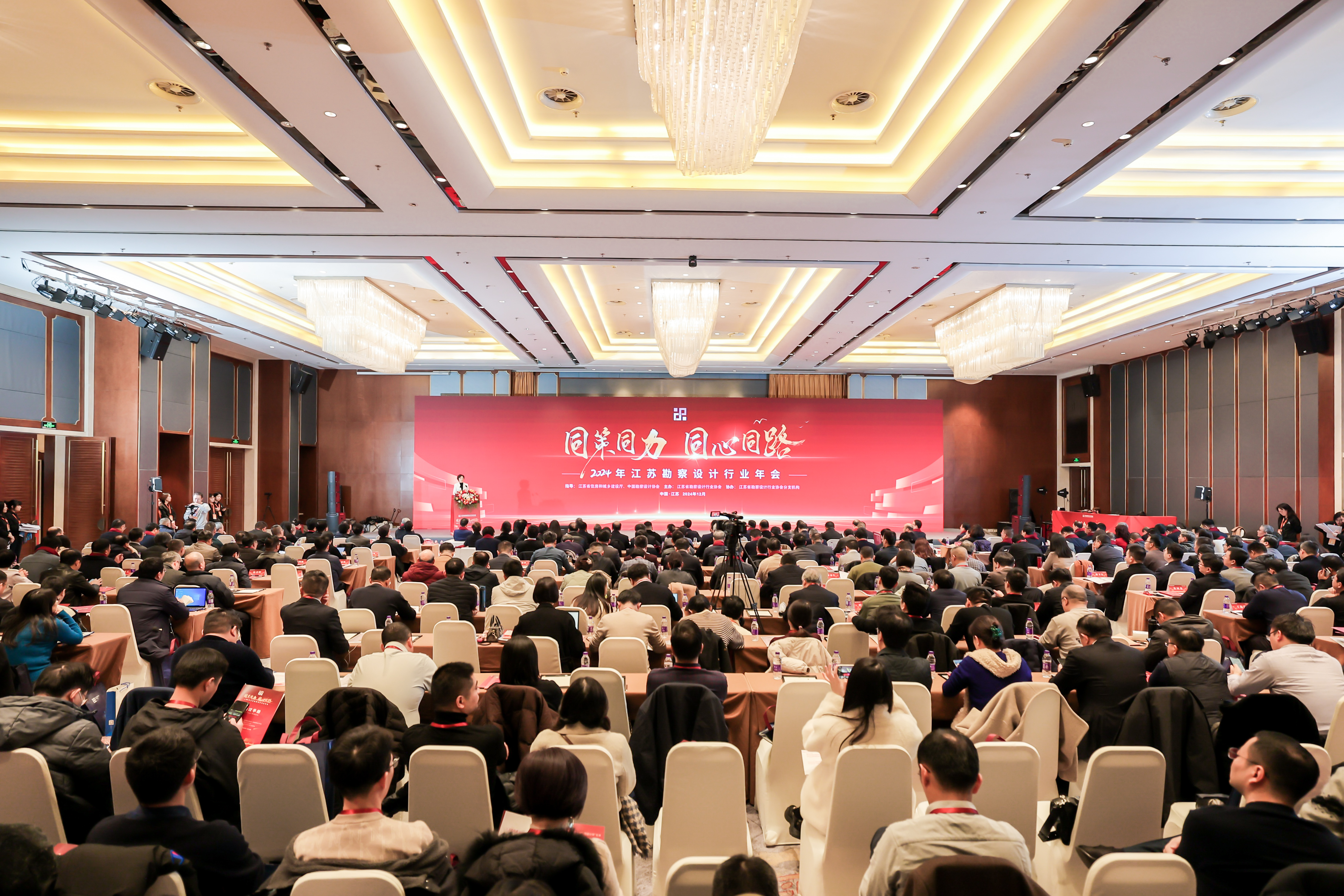 1735001924561278rxWS.jpg 全景1.jpg